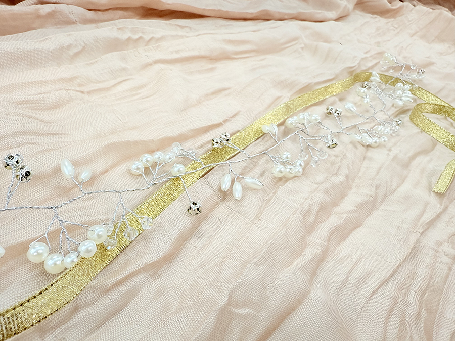 金のリボン２