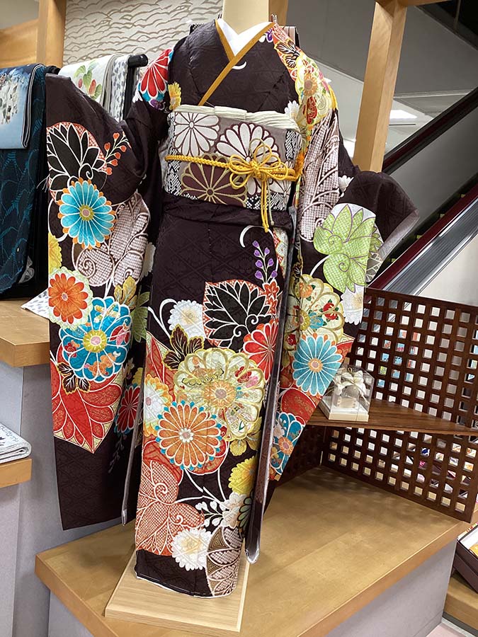 焦げちゃ振袖