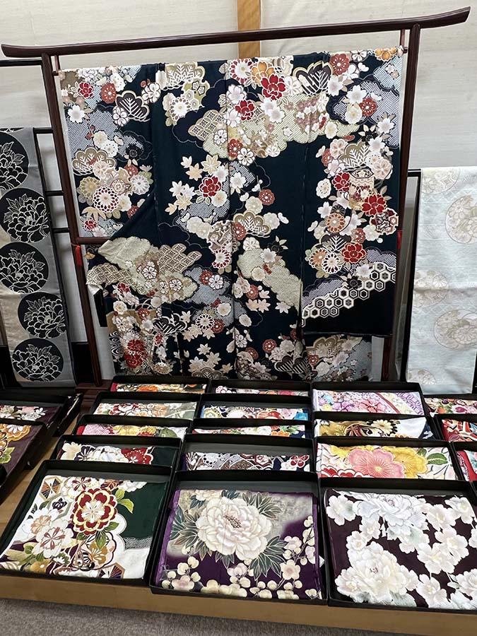 紺色振袖